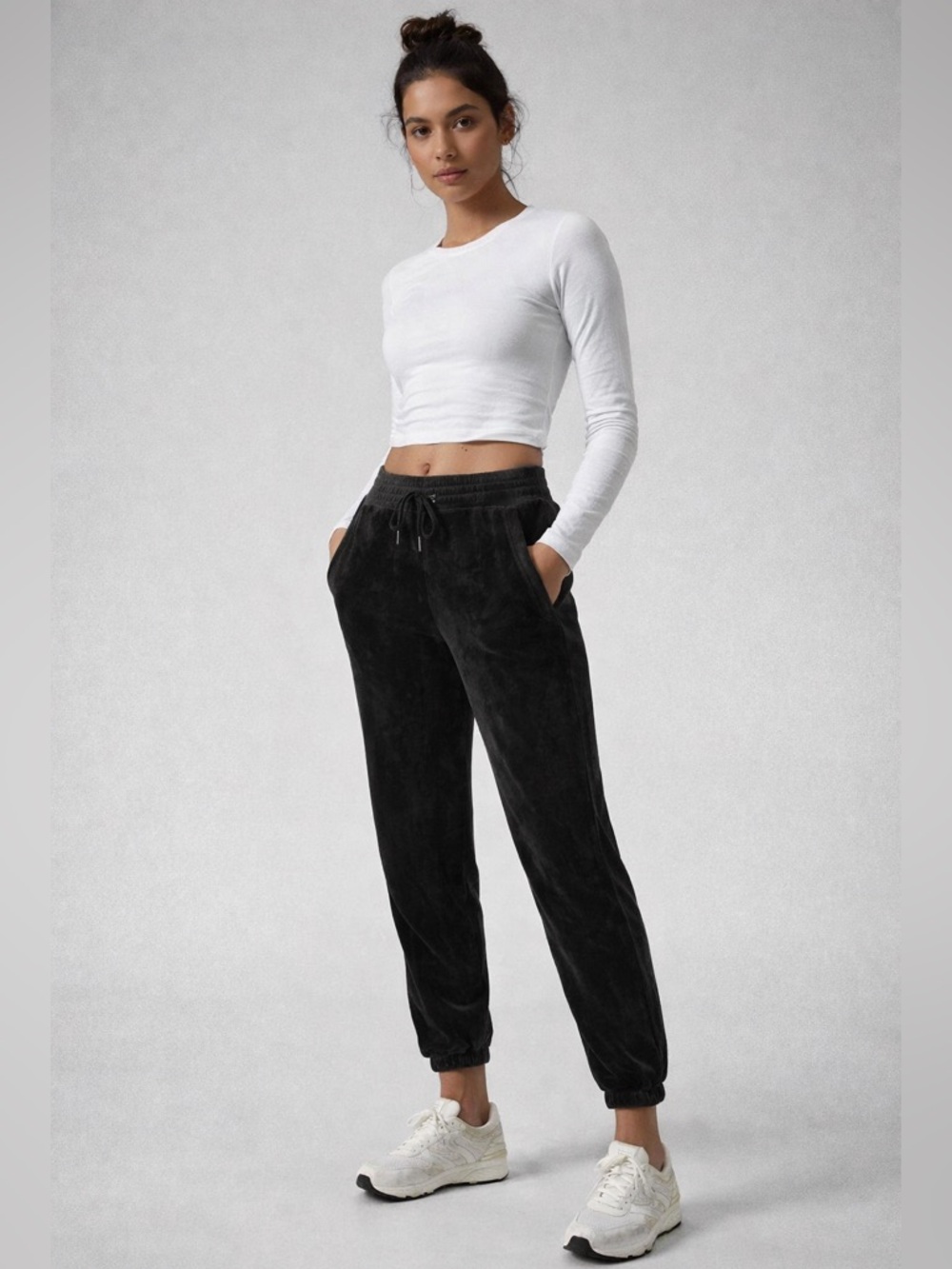 Athleta Revive Cozy Karma Jogger Pants Black Velour Plush Lounge Women’s MT Tall